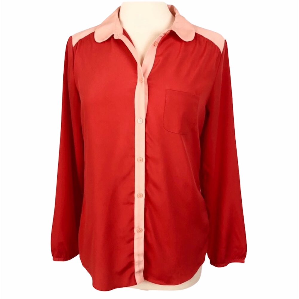 American Eagle Coral and Blush Button Down Top